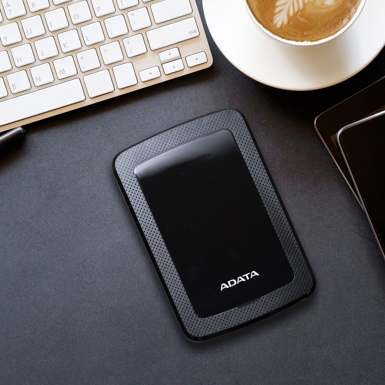 HV300 | AHV300-4TU31-CBK | 4000 GB | 2.5 " | USB 3.1 | Black | backward compatible with USB 2.0, 1. HDDtoGo free software only compatible with Windows. 2. Compatibility with specific host devices may vary and could be affected by system environment. 3. Connecting via USB 2.0 requires plugging in to two USB ports for sufficient power delivery. A USB Y-cable will be needed.