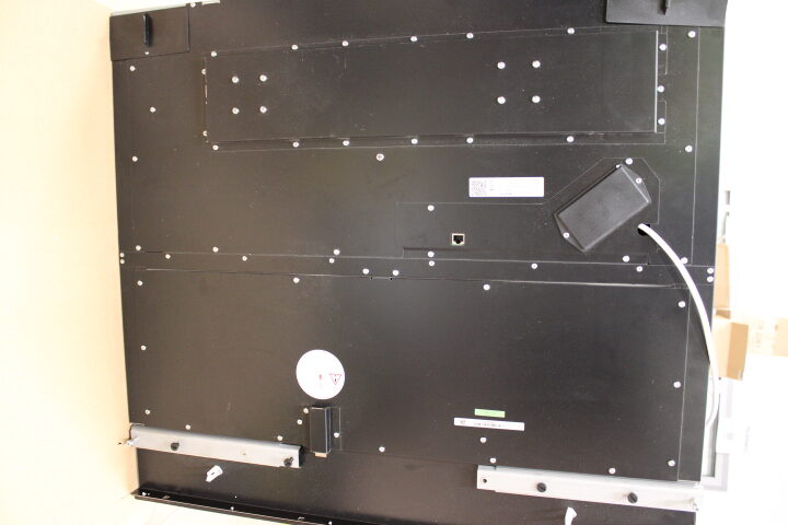 Novy | 1821 | Induction hob with built-in hood | 88 cm | Number of burners/cooking zones 4 | Yes | Black | Slider control with white LEDs. | USED, REFURBISHED, SCRATCHED - Image 5