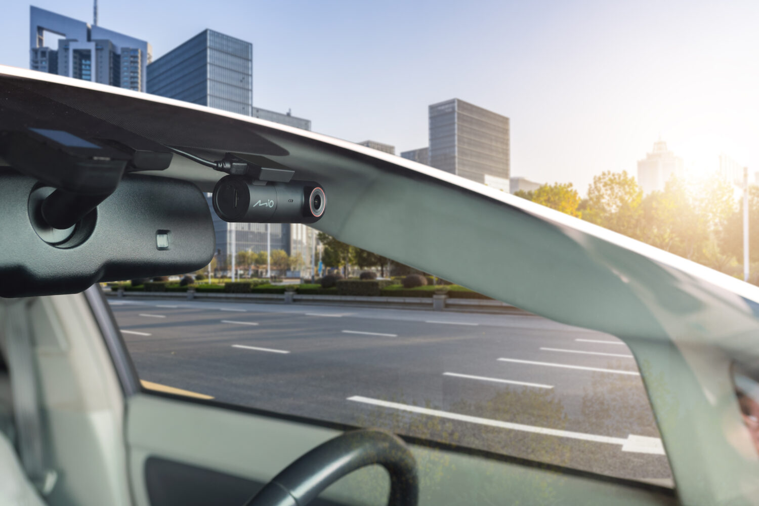 Mio | Wi-Fi OTA and GPS Dash Cam | MiVue J35 | GPS (satellite)