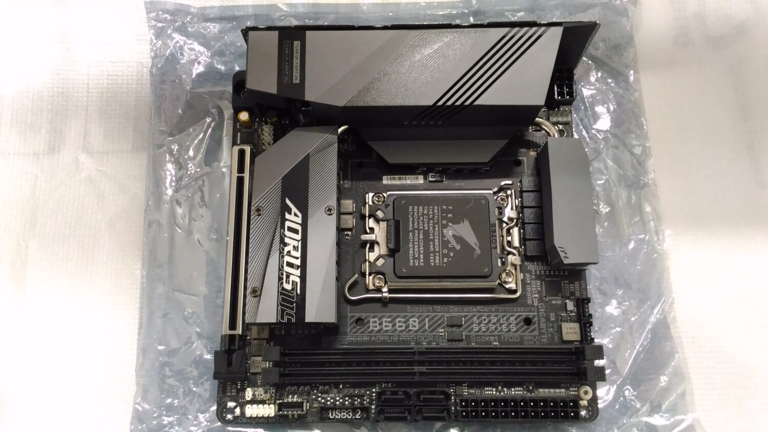 SALE OUT. GIGABYTE B660I AORUS PRO DDR4 1.x M/B | Gigabyte B660I AORUS PRO DDR4 1.x M/B | Processor family Intel | Processor socket  LGA1700 | DDR4 DIMM | Memory slots 2 | Supported hard disk drive interfaces 	SATA, M.2 | Number of SATA connectors 4 | Chipset Intel B660 Express | Mini-ITX | USED, REFURBISHED, WITHOUT ORIGINAL PACKAGING AND ACCESSORIES, ANTENNA AND BACK PANEL INCLUDED
