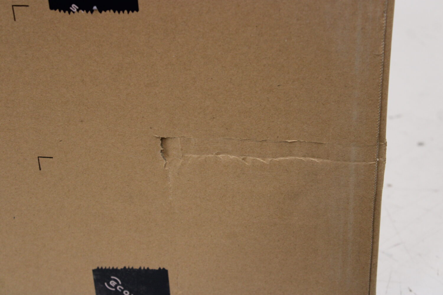 SALE OUT. Ecovacs Auto-Empty Station in White for OZMO T8 Series and N8/T9 Series incl. 2 dust bags | Ecovacs | Auto-Empty Station | White | DAMAGED PACKAGING - Image 6