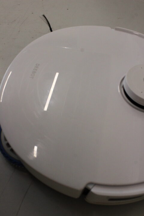 SALE OUT. Ecovacs DEEBOT T30S Vacuum cleaner, Robot, Wet&Dry, Operating time 220 min, Dust bin 0,3 L, 5200mAh, White + Auto-empty station | Ecovacs | Robotic Vacuum Cleaner | DEEBOT T30S | Wet&Dry | Operating time (max) 220 min | Lithium-Ion | 5200 mAh | Dust capacity 0.3 L | 11000 Pa | White | USED, DIRTY, SCRATCHED - Image 4