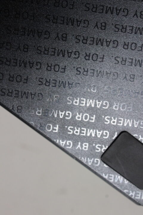 SALE OUT. Razer Huntsman V2 Optical Gaming Keyboard, Purple Switch, Nordic Layout, Wired, Black | Razer Huntsman V2 Optical Gaming Keyboard | Gaming keyboard | Wired | RGB LED light | NORD | DAMAGED PACKAGING, SMALL BENT ON THE KEYBOARD PAD BACK AND SMALL SCRATCHES | Black | Numeric keypad | Clicky Purple Switch - Image 3