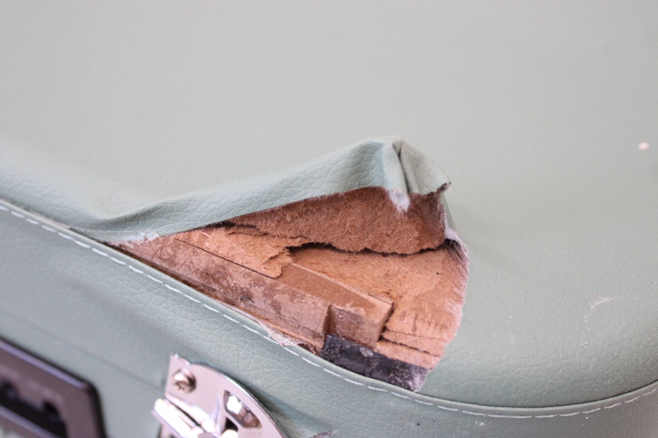 SALE OUT. Muse MT-201WG Turntable Stereo System | Muse Turntable Stereo System | MT-201WG | Turntable Stereo System | USB port | DAMAGED PACKAGING, DAMAGED MUSIC BOX, BROKEN HINGE | AUX in - Image 4