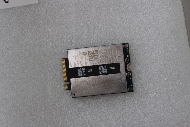 SALE OUT. Lenovo ThinkPad Quectel EM160R-GL 4G LTE-A Cat 16 M.2 WWAN Module for X1 2-in-1 Gen 9/P16s Gen 3 | Lenovo Quectel EM160R-GL 4G LTE-A Cat 16 M.2 WWAN Module for X1 2-in-1 Gen 9/P16s Gen 3 | 4XC1Q24437 | UNPACKED, MISSING ANTISTATIC BAG, SMALL SCRATCH - Image 4