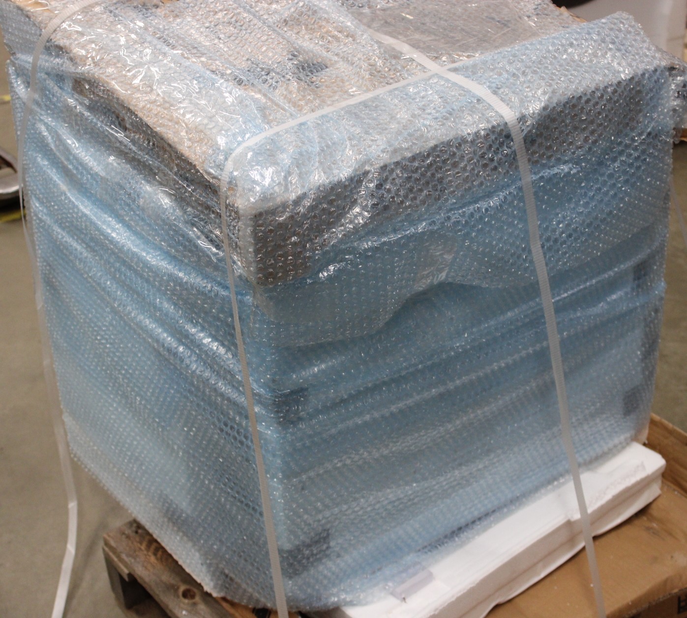 SALE OUT. Bosch HBF010BA0 Built in Oven, A, 66 L, Black | Bosch Oven | HBF010BA0 | 66 L | Electric | Manual | Knobs | Height 59.5 cm | Width 59.4 cm | Black | DAMAGED PACKAGING, DENTED OVEN TOP AND FRAME