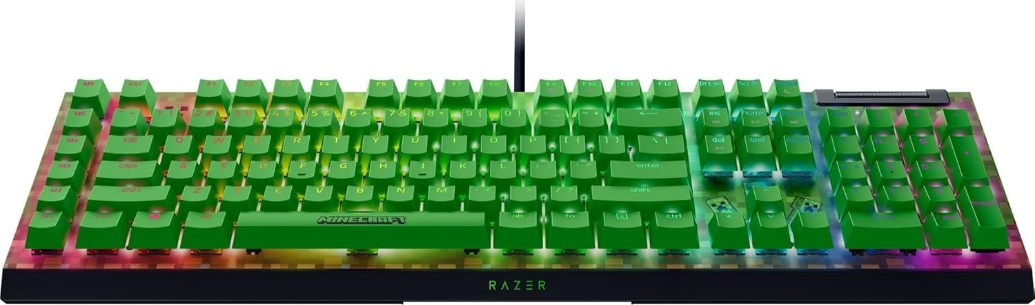 Razer BlackWidow V4 X | Gaming keyboard | Wired | US | Minecraft Edition | Razer Green Mechanical Switches (Clicky) - Image 2