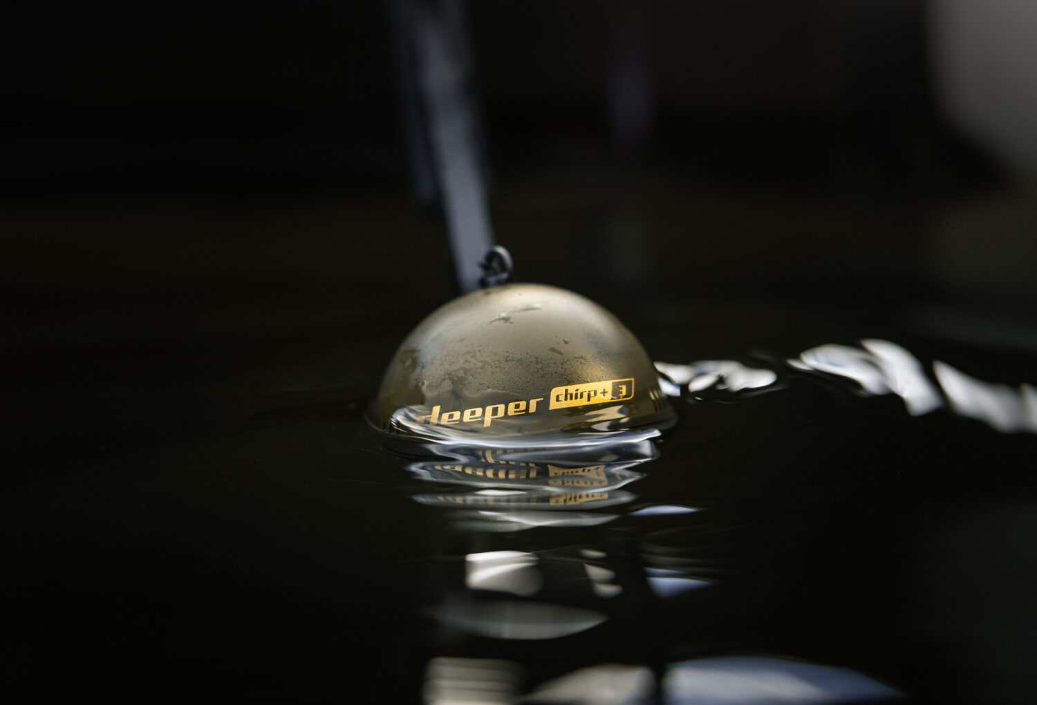 Deeper CHIRP+3 sonar +36W foldable solar charger power bundle - Image 5