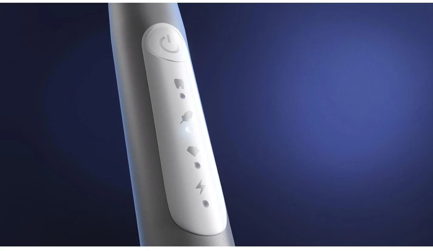 Oral-B | Pulsonic Slim Luxe Travel Edition | Rechargeable | For adults | Number of brush heads included 1 | Number of teeth brushing modes 3 | Platinum