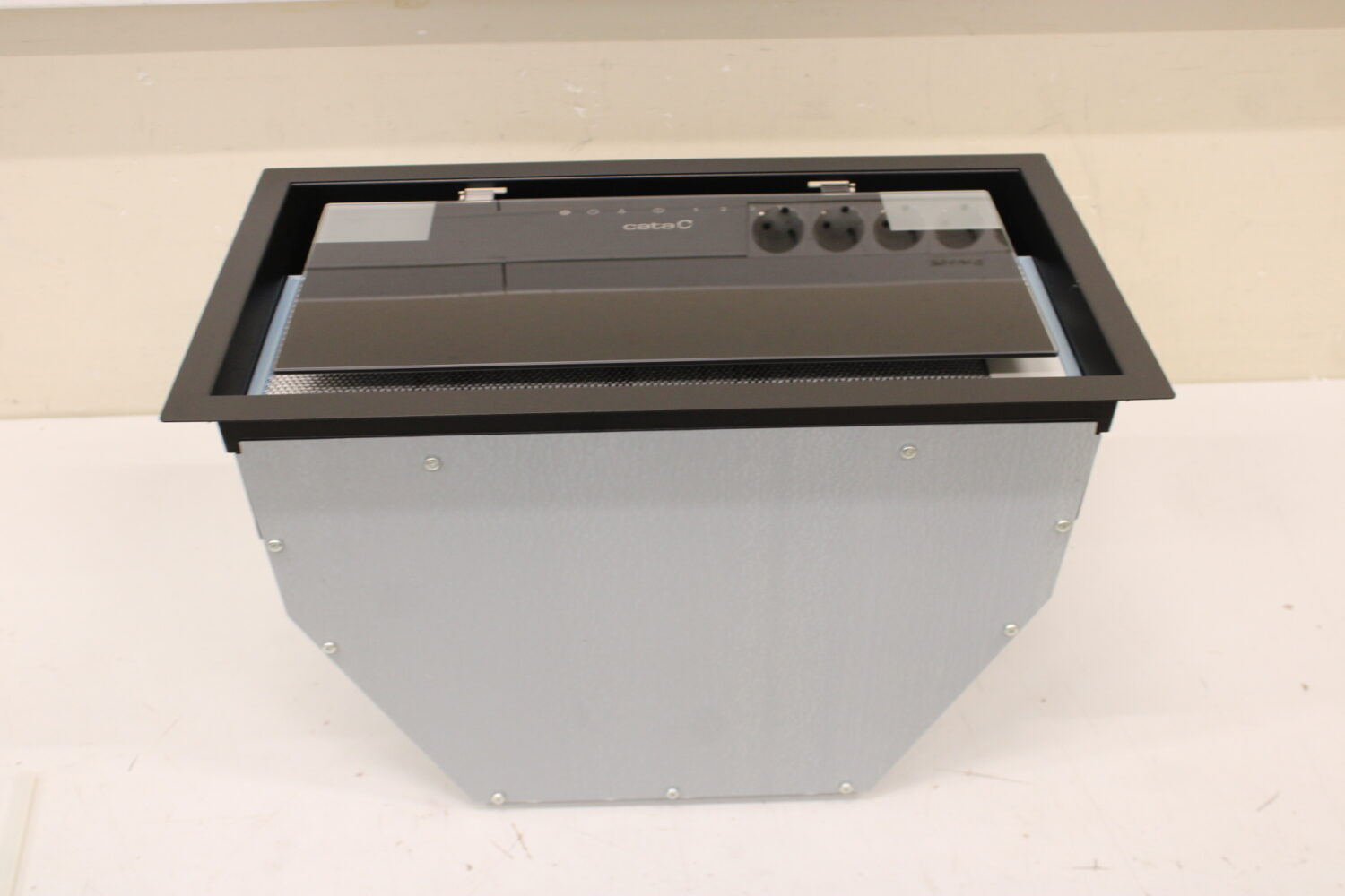 SALE OUT. CATA | Hood | GC DUAL A 45 XGBK | Canopy | Energy efficiency class A | Width 45 cm | 820 m³/h | Touch control | LED | Black glass | UNPACKED, SCRATCHES ON FRAME - Image 2