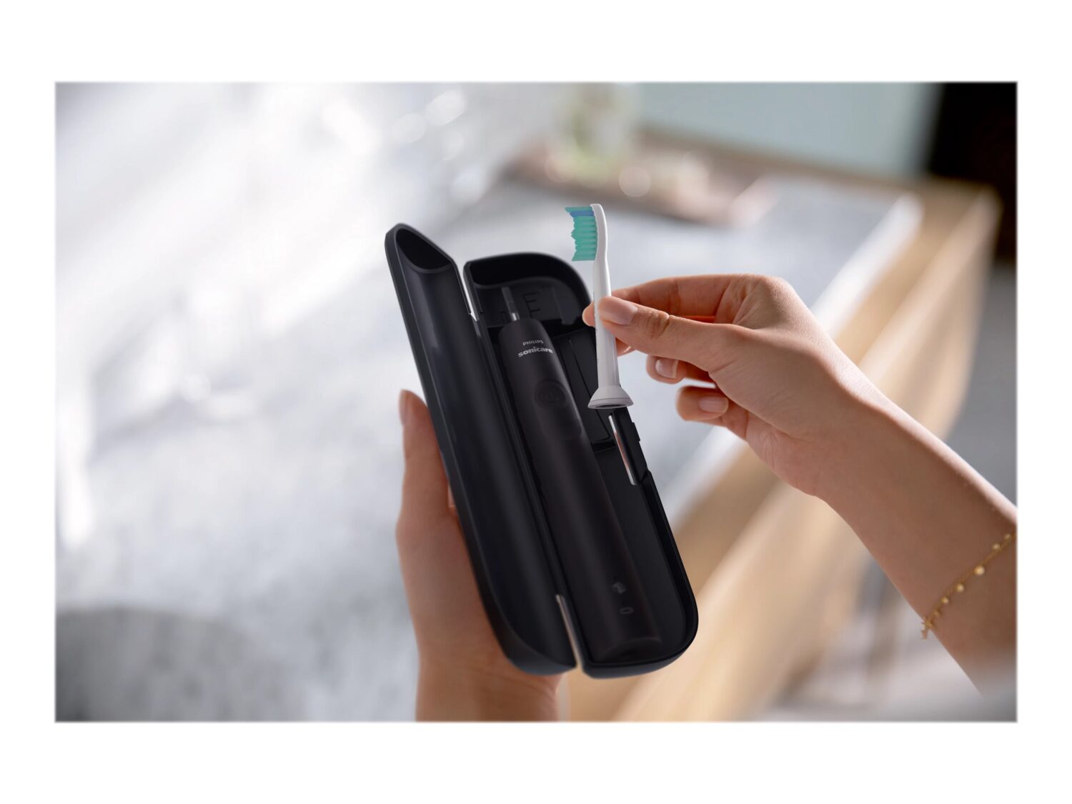 Philips Electric Toothbrush HX3673/14 Sonicare 3100 Sonic Rechargeable For adults Number of brush heads included 1 Black Number of teeth brushing modes 1 Sonic technology - Image 5