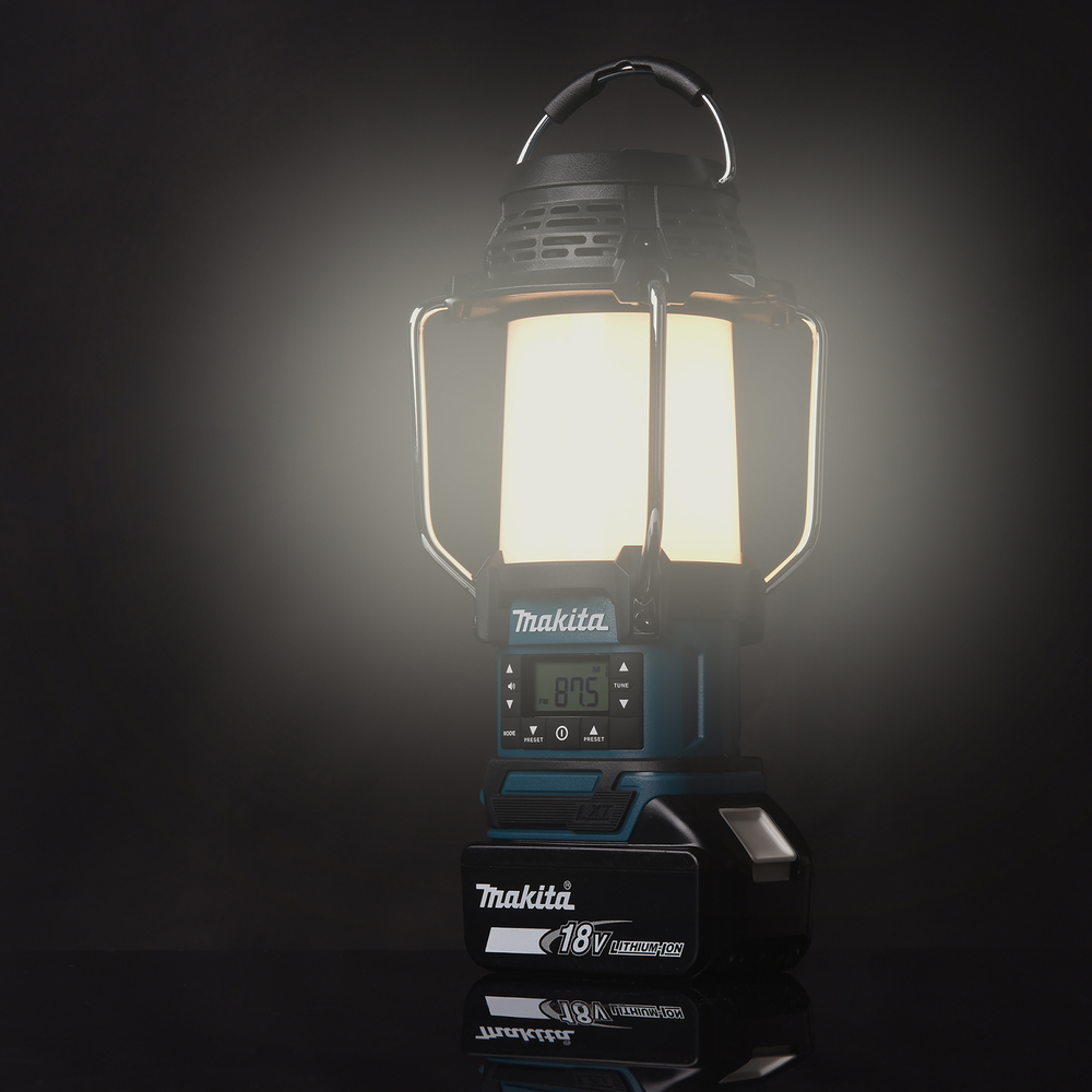 Makita Cordless LXT Flashlight/Radio | DMR055 | 3 W - Image 9