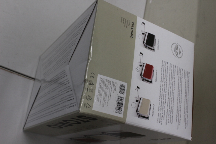 SALE OUT. | SALE OUT. ETA | Storio Toaster | ETA916690030 | Power 930 W | Housing material Stainless steel | Red | DAMAGED PACKAGING