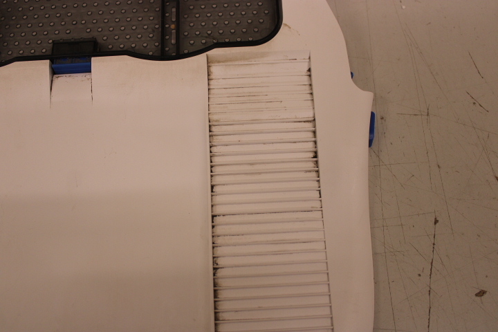 SALE OUT. Ecovacs | Vacuum cleaner with Auto-empty station | DEEBOT T30 PRO OMNI | Wet&Dry | Operating time (max) 200 min | Li-ion | 5200 mAh | Dust capacity 0.3 L | 11000 Pa | Silver | DAMAGED PACKAGING, DIRTY, SCRATCHES ON TOP, MISSING MOP CLOTHS - Image 5