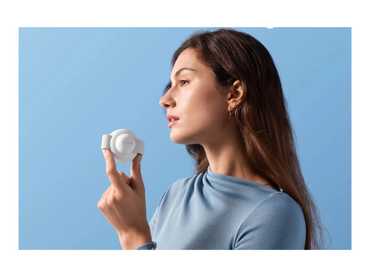 Anker MagGo Wireless Charging Station (3-in-1, Foldable Pad), White - Image 8