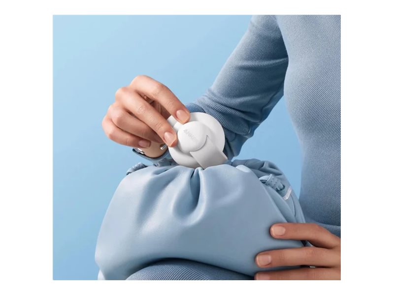 Anker MagGo Wireless Charging Station (3-in-1, Foldable Pad), White - Image 9