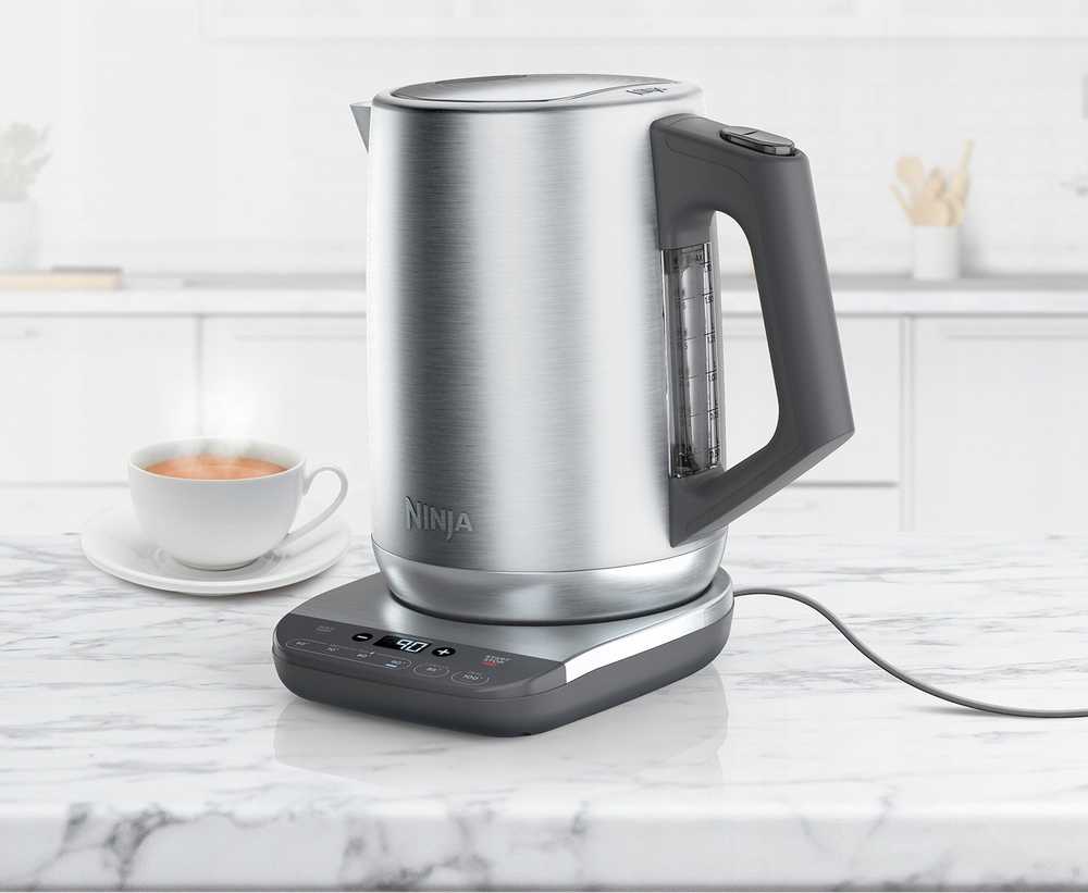 NINJA Kettle | KT201EU | Electric | 3000 W | 1.7 L | Stainless steel/Plastic | 360° rotational base | Black/Stainless Steel - Image 5