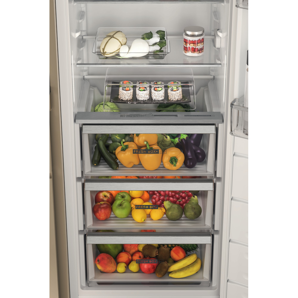 Whirlpool Refrigerator | WHSD18A013D1 | Energy efficiency class E | Built-in | Larder | Height 177 cm | Fridge net capacity 306 L | Display | 30 dB | Stainless steel - Image 5