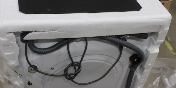 SALE OUT. Candy RO1486DWME/1-S Washing Machine, A, Front loading, Depth 53 cm, 8 kg, White | Candy Washing Machine | RO 1486DWME/1-S | Energy efficiency class A | Front loading | Washing capacity 8 kg | 1400 RPM | Depth 53 cm | Width 60 cm | Display | TFT | Steam function | Wi-Fi | White | DAMAGED PACKAGING, BROKEN TOP COVER HOLDERS, UNEVEN SPACING BETWEEN PARTS, DENTS ON SIDE AND BACK - Image 5